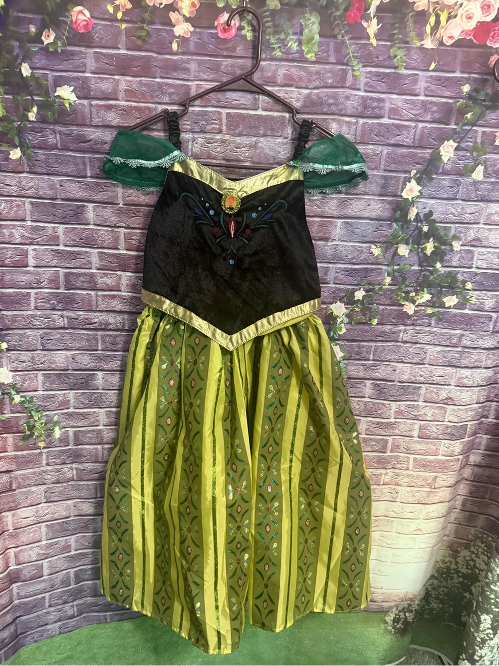 Disney Parks Authentic Princess Anna Frozen Coronation Gown Dress Costume new